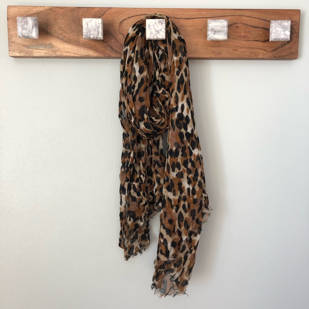 Merona leopard print scarf